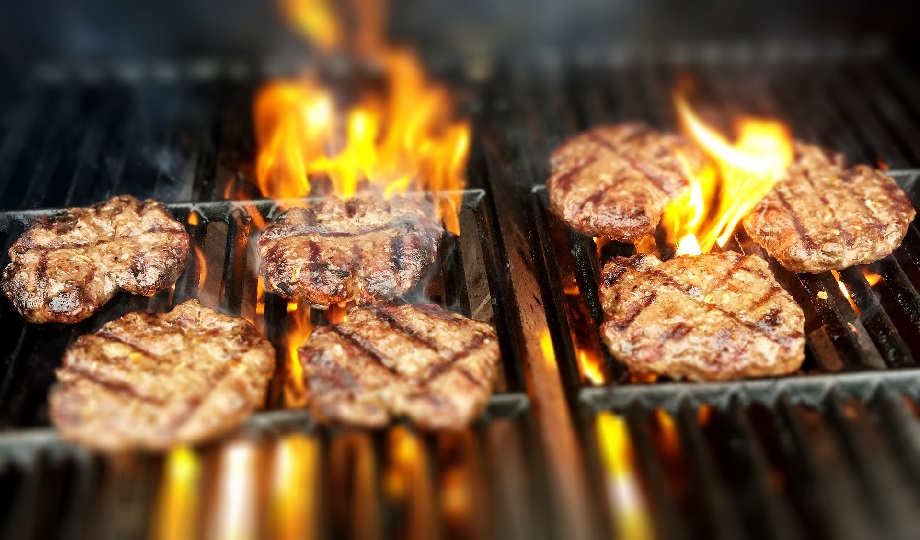 Top Reasons To Buy BBQs and Ovens From BBQs 2u